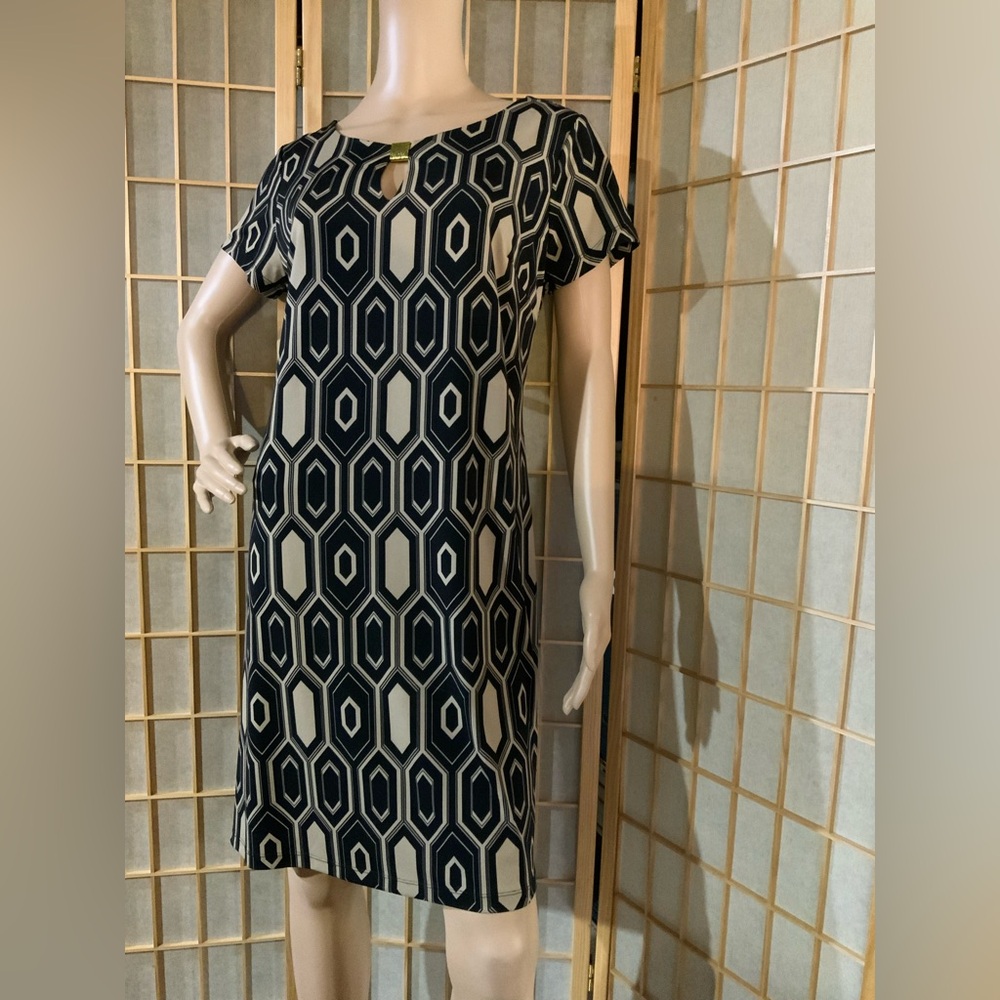 Enfocus Studio Black and Tan Geometric Midi Dress